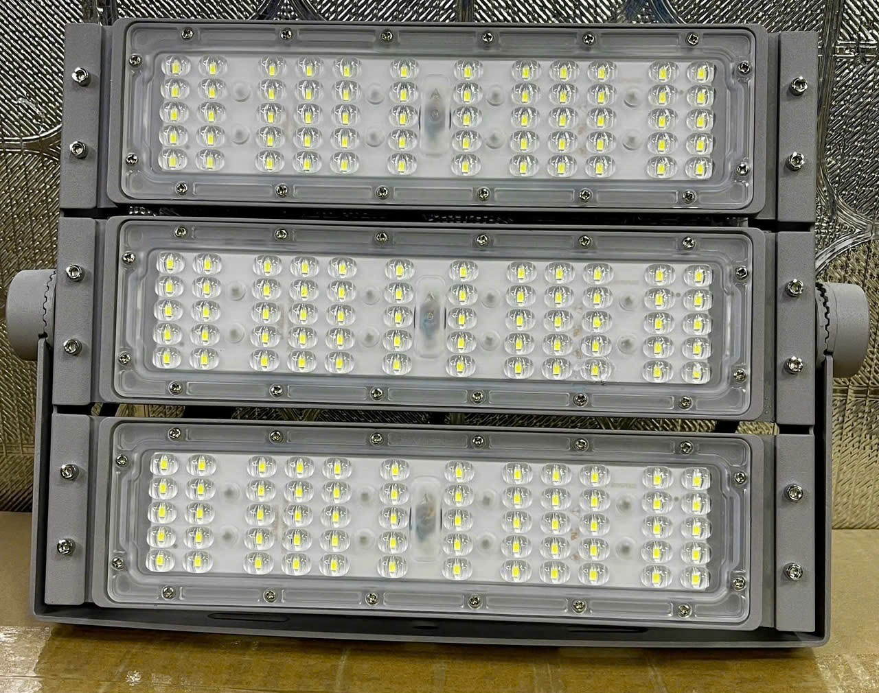 ORLANDO LED 50 -1000w